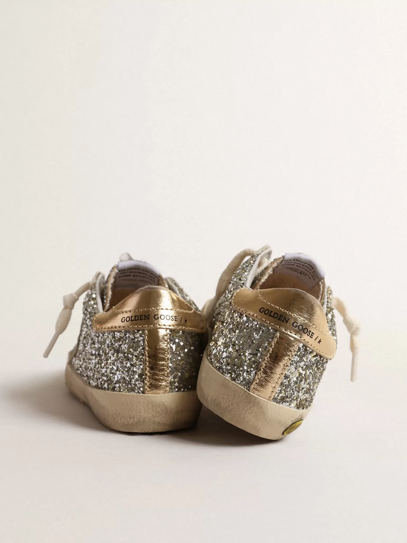 Best Sale Super-Star Junior de glitter com estrela de suede e talão dourado Meninas pequenas (1-3 anos)
