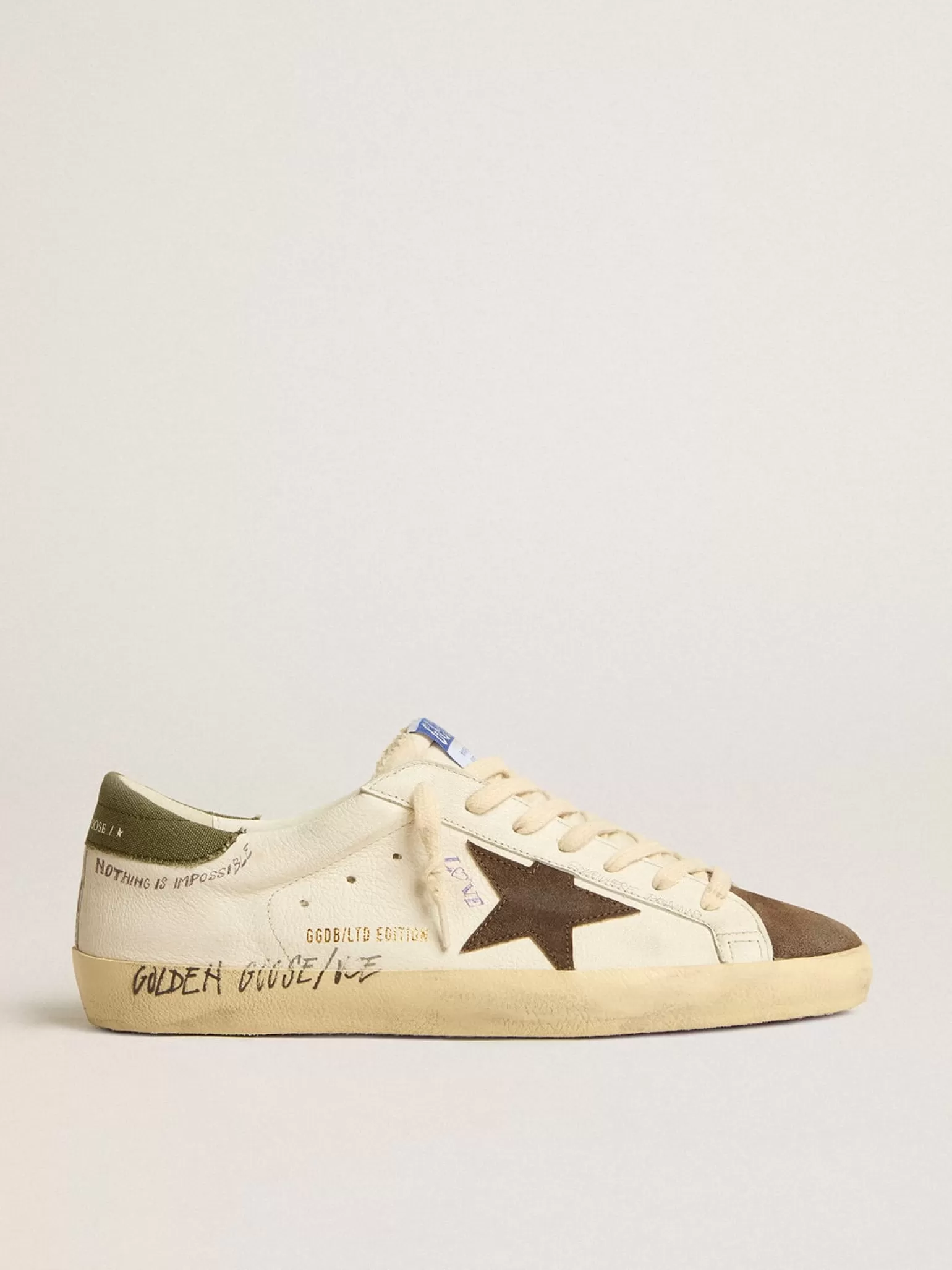 Outlet Super-Star LTD de napa com estrela de suede marrom e talão verde Super-Star