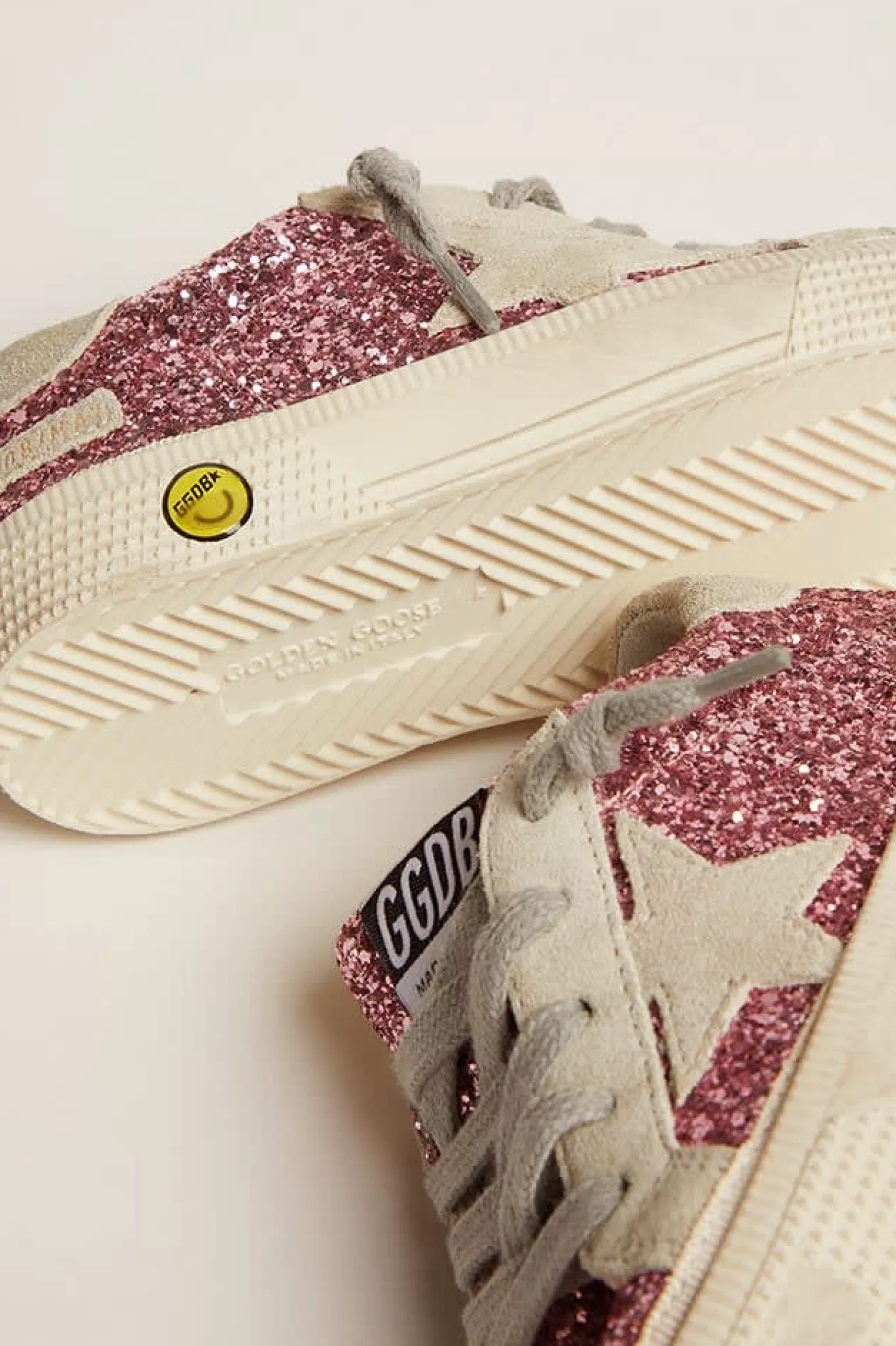 Fashion Tênis May de glitter rosa com estrela e talão de suede cinza gelo Meninas pequenas (1-3 anos)
