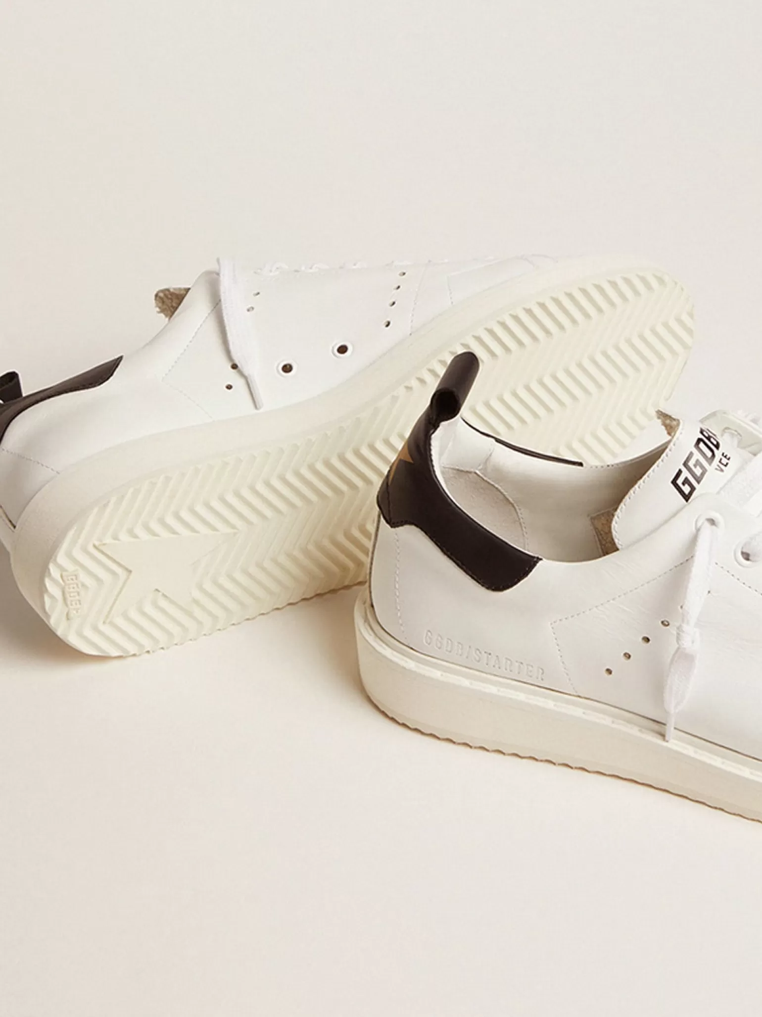 Discount Tênis Starter de couro branco com talão de couro preto Starter