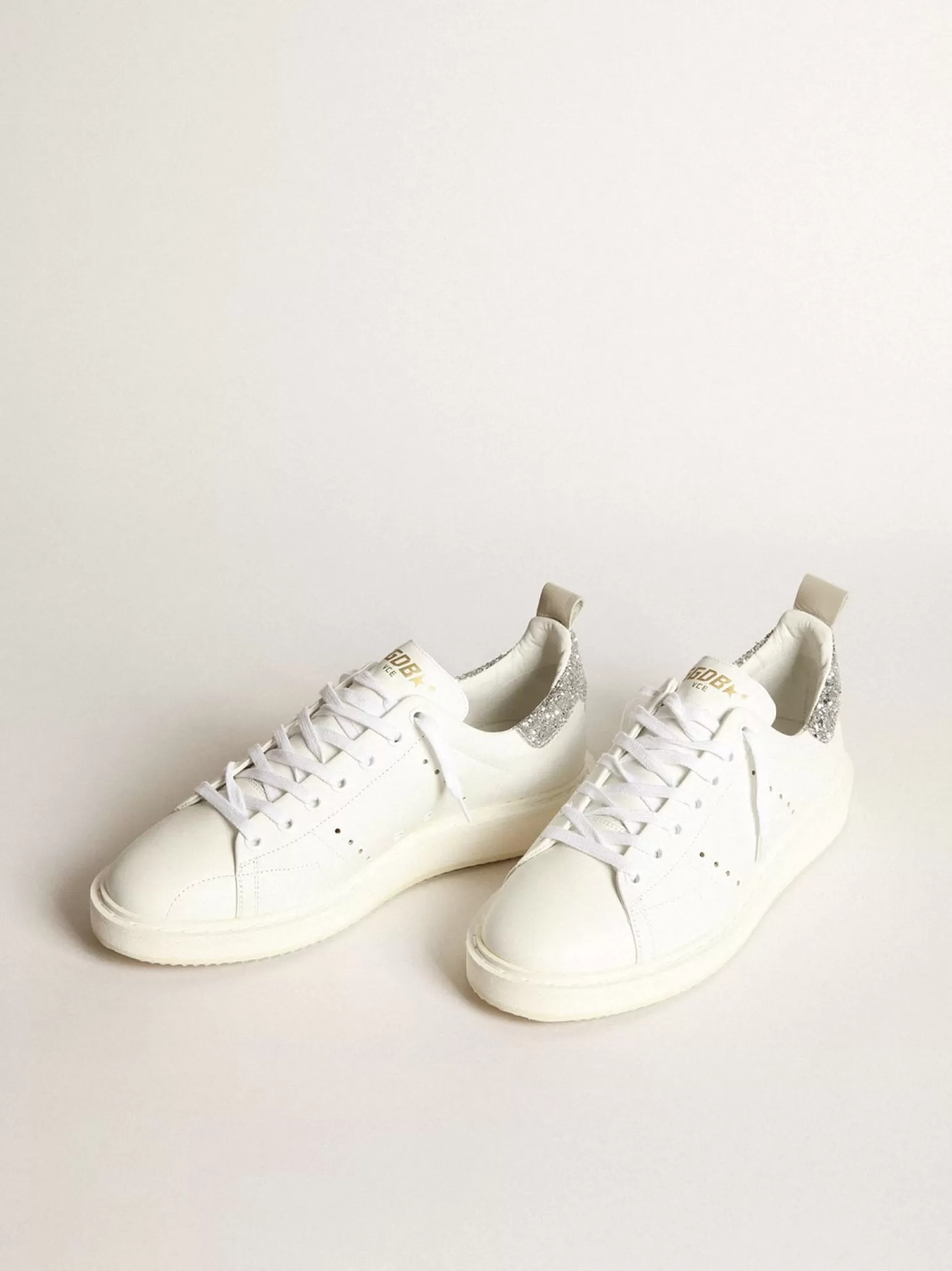 New Tênis Starter em couro branco com talão de glitter prateado MULHER Starter